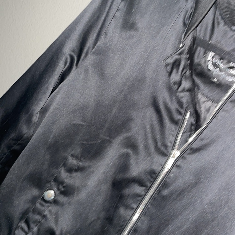 BLACK JACKET - Picture 3 of 3